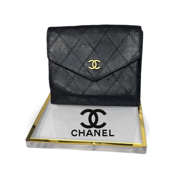 CHANEL Handbags - CHANEL DOUBLE SNAP CC Black Quilted lambskin wallet
